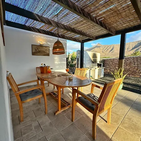 Casa Marisa With Heated Pool & Garden Tindaya