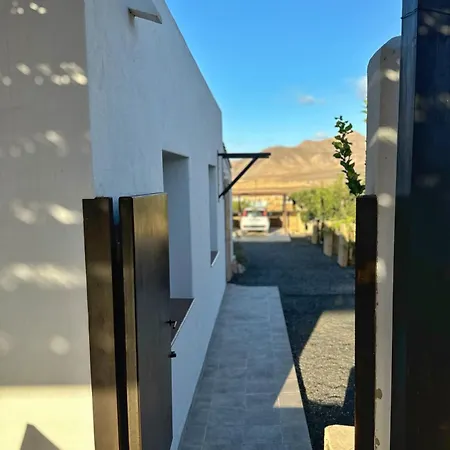 Holiday home Casa Marisa With Heated Pool & Garden