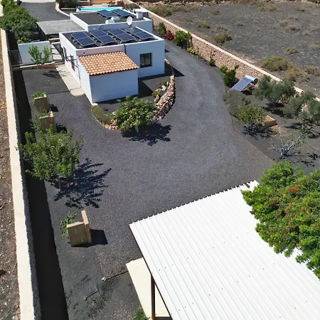 Holiday home Casa Marisa With Heated Pool & Garden *