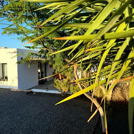 Casa Marisa With Heated Pool & Garden Tindaya