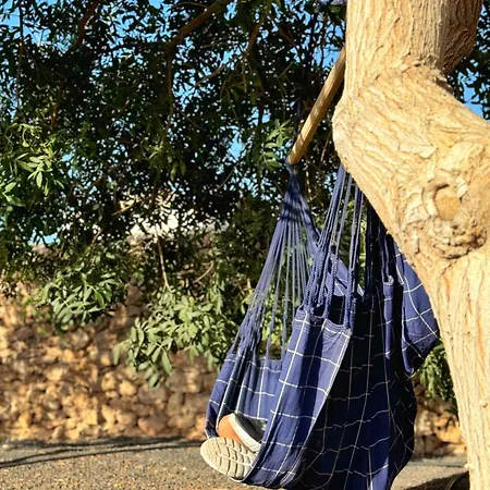 בית נופש Casa Marisa With Heated Pool & Garden טינדאיה